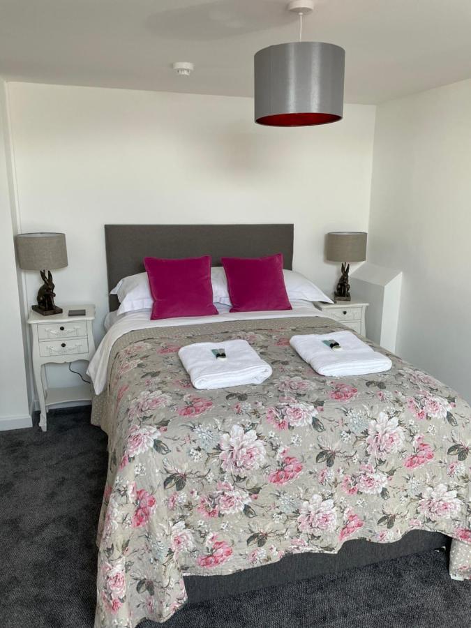 Hotel The Nags Head Lyme Regis Zewnętrze zdjęcie